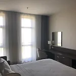 Airport Apartment & Office